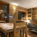 Апартаменти Grandes Mourailles In & Out *