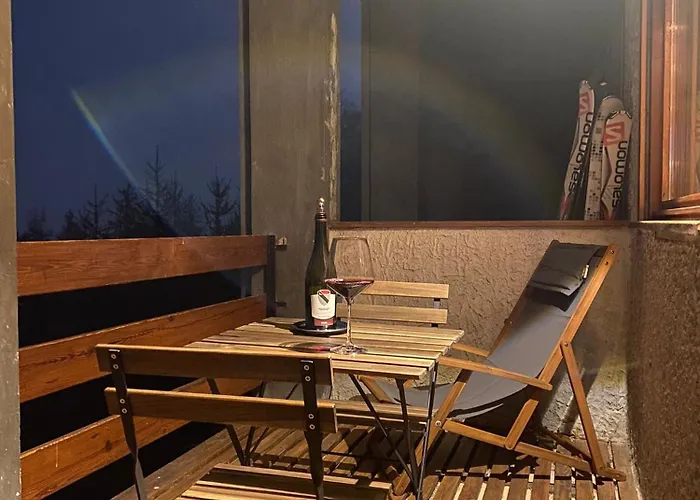 Grandes Mourailles In & Out * Брей-Червінія