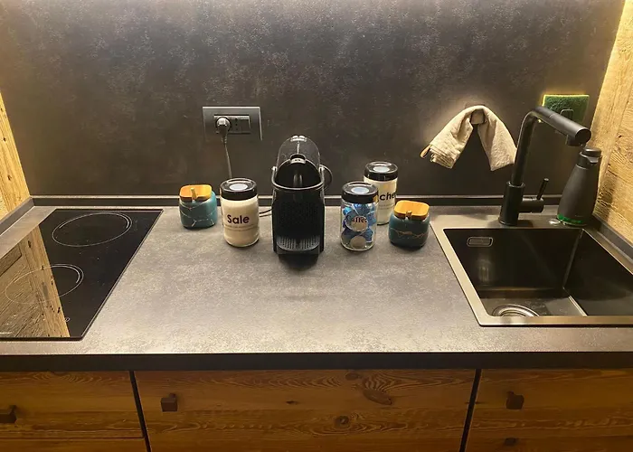 Grandes Mourailles In & Out Брей-Червінія