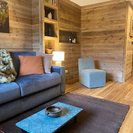 Grandes Mourailles In & Out Брей-Червінія