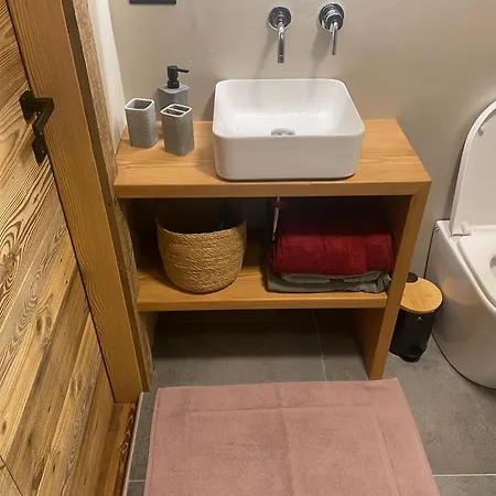 Апартаменти Grandes Mourailles In & Out