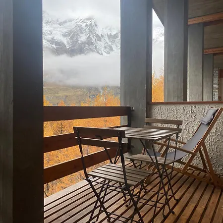 Grandes Mourailles In & Out Apartment
