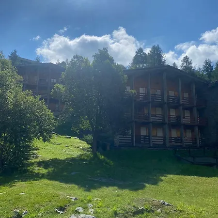 Апартаменти Grandes Mourailles In & Out *